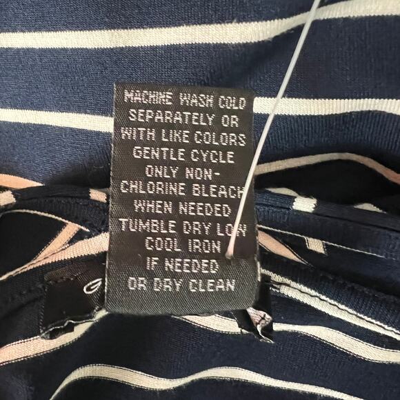 NWT Grace Striped V-Neck Dolman Sleeve Top Size Large - Picture 9 of 10